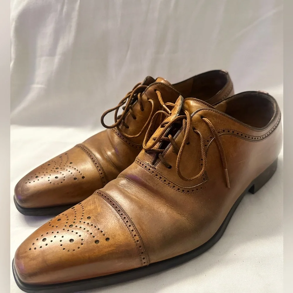 Men’s Magnanni Brown Oxford Shoes with Brogue Detailing - Picture 1 of 6